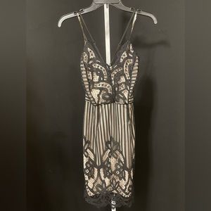 Med lightweight lined spaghetti adjustable strap dress w black lace mesh